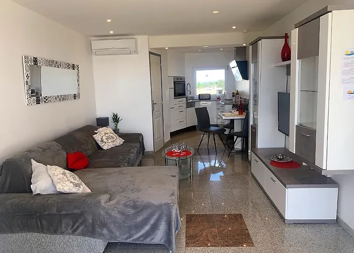 Апартаменты Village Naturiste Wild *